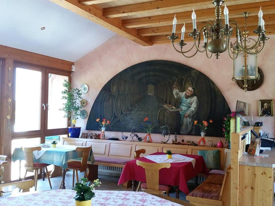 Weinhaus Paradies Couette-café Neustadt an der Weinstraße
