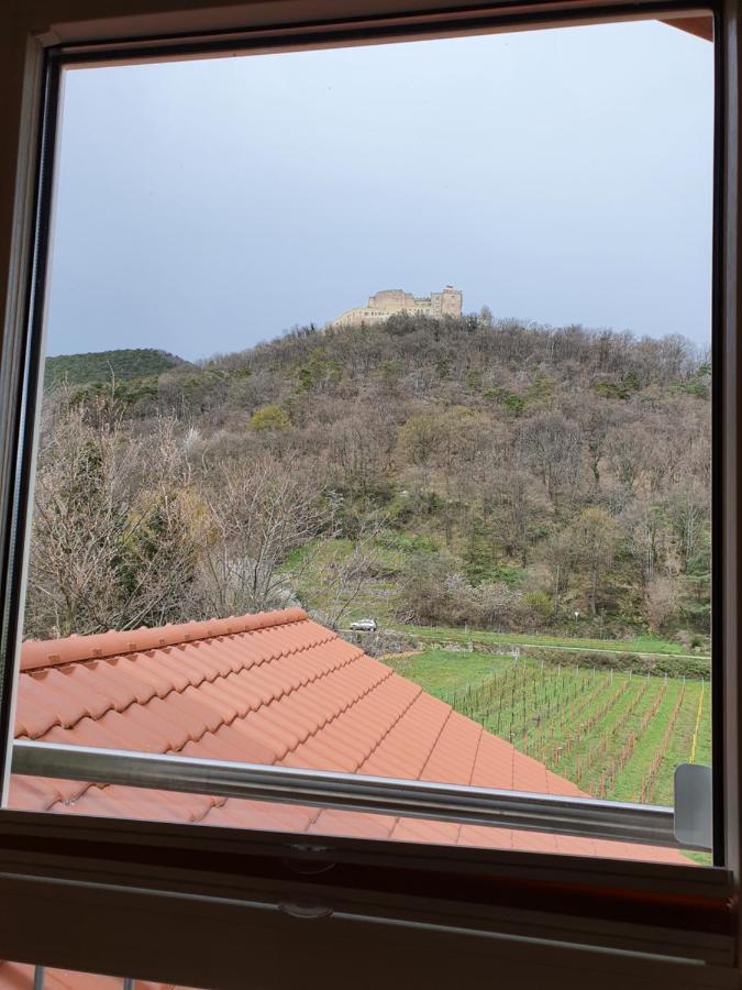 Weinhaus Paradies Couette-café